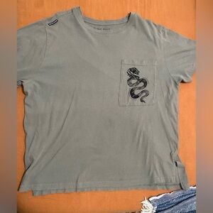 Taylor Swift reputation tour official merch T-shirt 2018